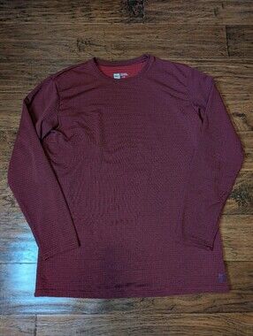 MEC Men's Long Sleeve Polartec Grid Fleece Baselayer Top in Red Size Large
